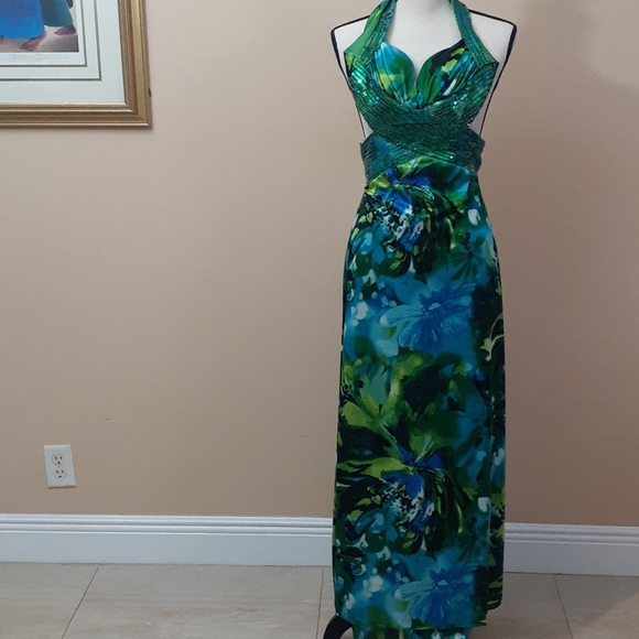 Green Floral Maxi Dress - Picture 1 of 3